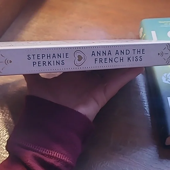 Anna and the French Kiss Collectors Isla and the Happily Ever After Books Signed - Picture 5 of 10